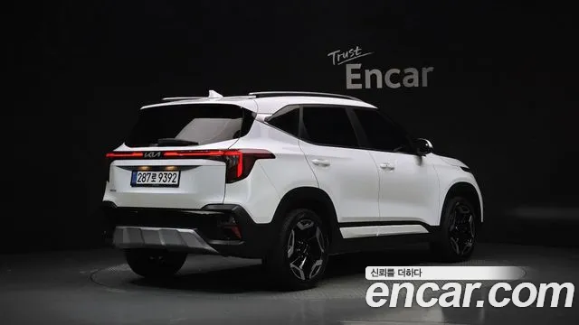 Kia Seltos Бензин 1.6 турбо 2WD — Фото автомобиля 2
