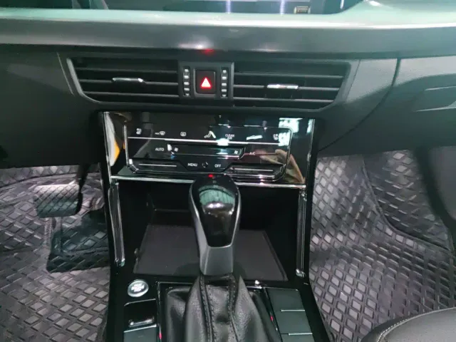 Volkswagen Passat — Фото автомобиля 10