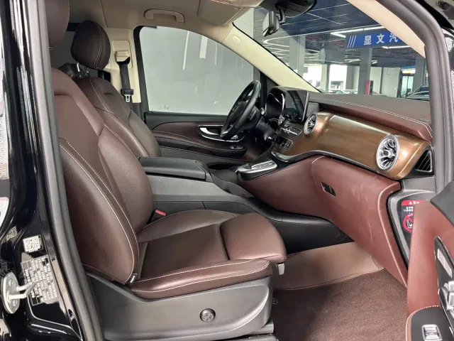 Mercedes-Benz V-Class — Фото автомобиля 5