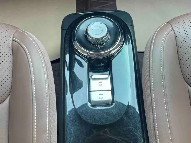 Wuling Bingo — Фото автомобиля 8
