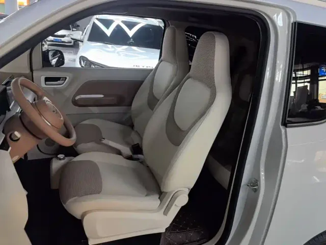 Wuling Hongguang Mini EV — Фото автомобиля 14