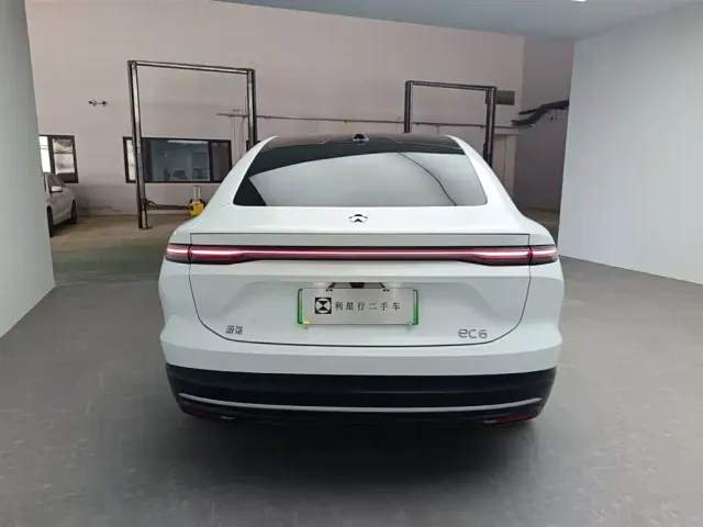 Nio EC6 — Фото автомобиля 12