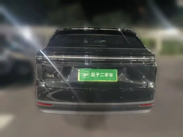 Li Auto i6 — Фото автомобиля 3