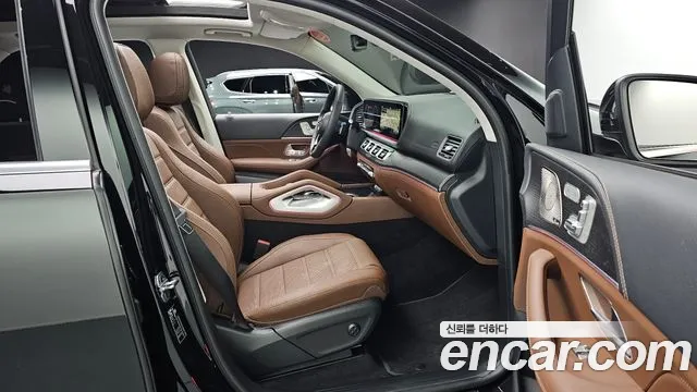 Mercedes-Benz GLE-Class — Фото автомобиля 10