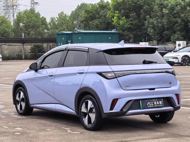 BYD Dolphin — Фото автомобиля 4