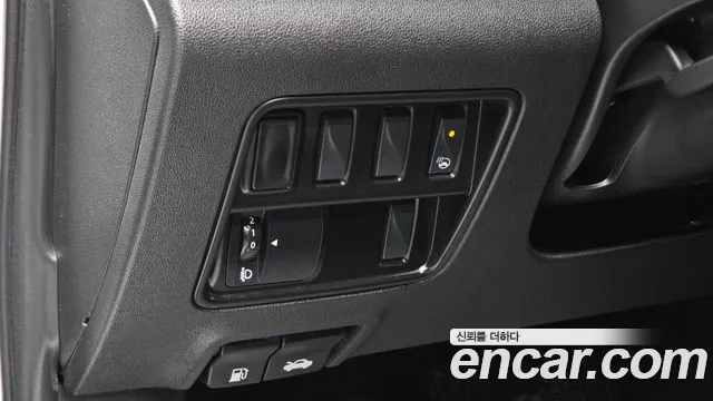 Renault-KoreaSamsung QM6 Новый QM6 2.0 LPe LE Signature 2WD — Фото автомобиля 15