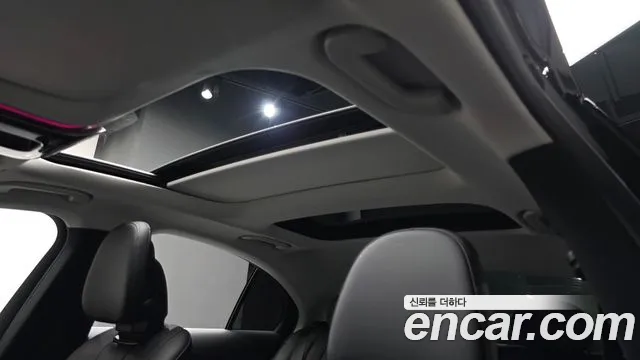 Mercedes-Benz E-Class — Фото автомобиля 22