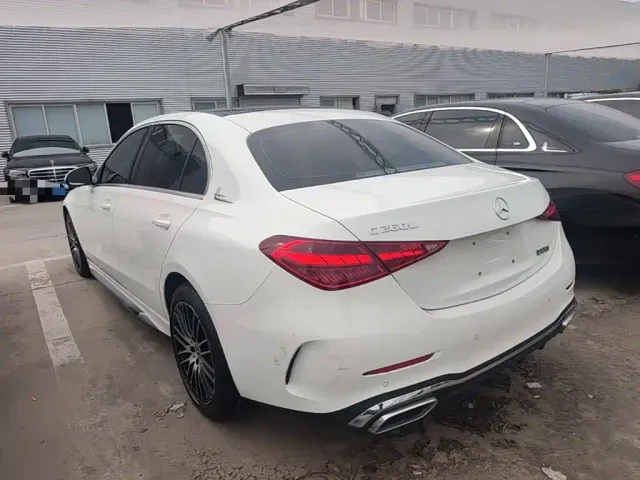 Mercedes-Benz C-Class — Фото автомобиля 4