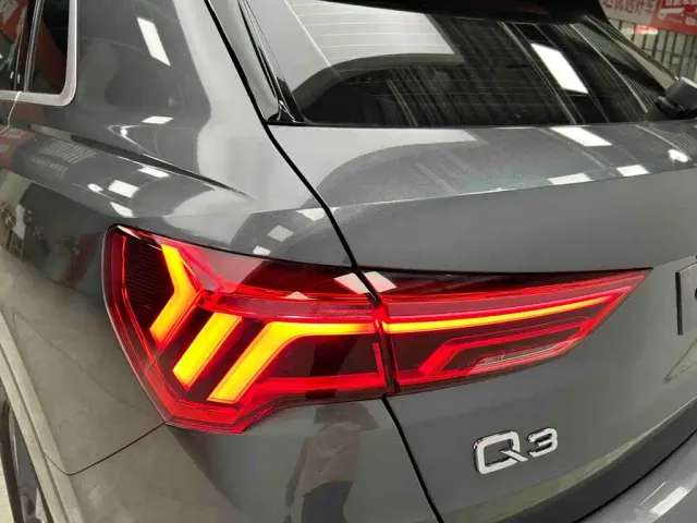 Audi Q3 — Фото автомобиля 25