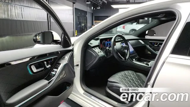Mercedes-Benz S-Class — Фото автомобиля 10