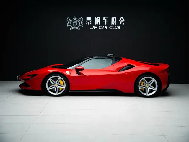 Ferrari SF90 — Фото автомобиля 3