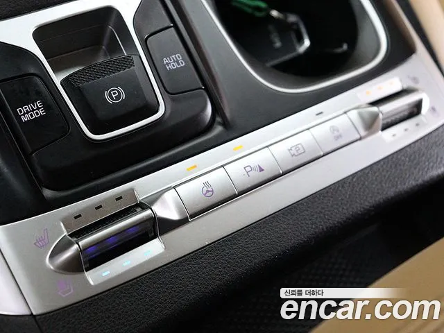 Kia Canival Carnival 4 поколение 9 мест Prestige — Фото автомобиля 11