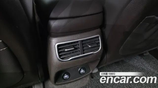 Hyundai Santafe — Фото автомобиля 28