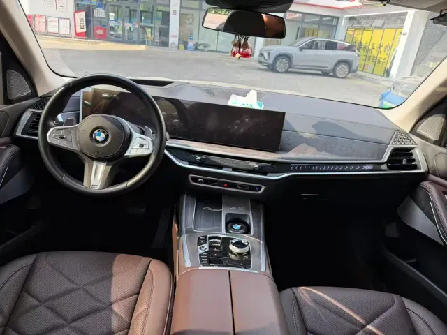 BMW X5 — Фото автомобиля 9
