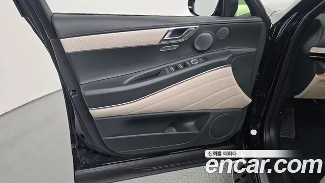 Genesis GV80 — Фото автомобиля 13