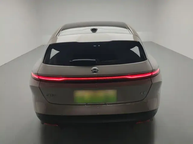 Nio ET5 Touring — Фото автомобиля 5