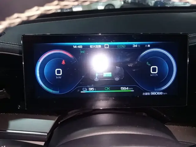 BYD Qin PLUS 2023 Champion Edition EV 610KM Excellence — Фото автомобиля 7