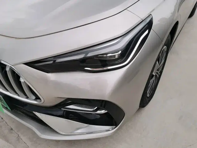 Geely Galaxy Stellar 6 — Фото автомобиля 17