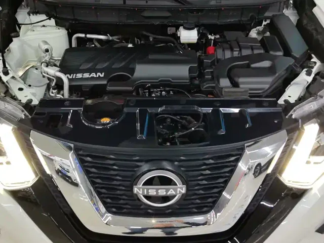 Nissan X-Trail — Фото автомобиля 10