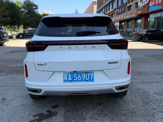 Exeed LX — Фото автомобиля 5