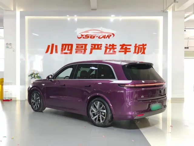 Li Auto L8 — Фото автомобиля 5