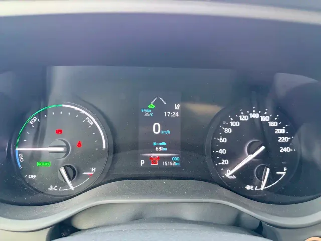 Toyota Sienna — Фото автомобиля 6
