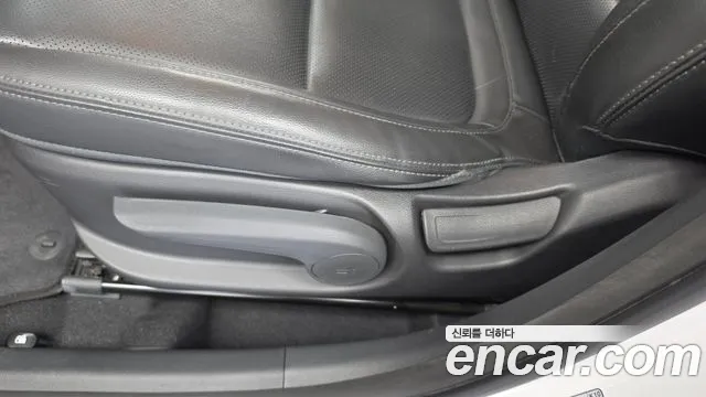 Hyundai Kona New — Фото автомобиля 30