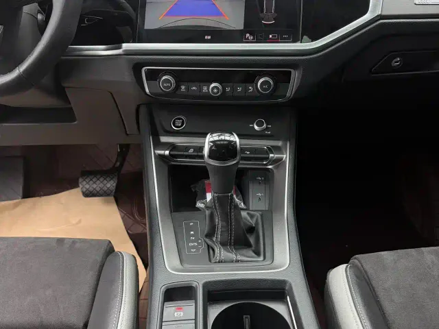 Audi Q3 — Фото автомобиля 18