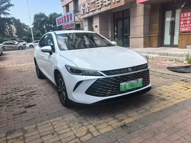 BYD Qin PLUS — Фото автомобиля 3
