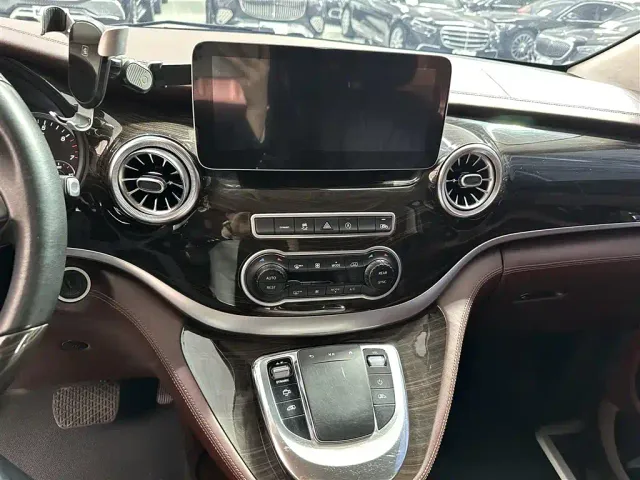 Mercedes-Benz Vito — Фото автомобиля 9