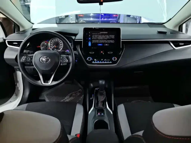 Toyota Corolla — Фото автомобиля 9
