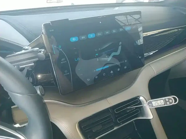 BYD Song PLUS — Фото автомобиля 12