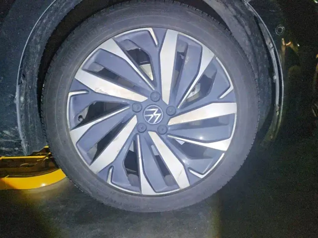 Volkswagen Passat — Фото автомобиля 24