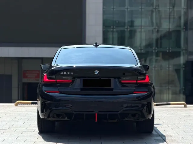 BMW 3 Series — Фото автомобиля 11