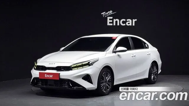 Фотография автомобиля — Kia K3