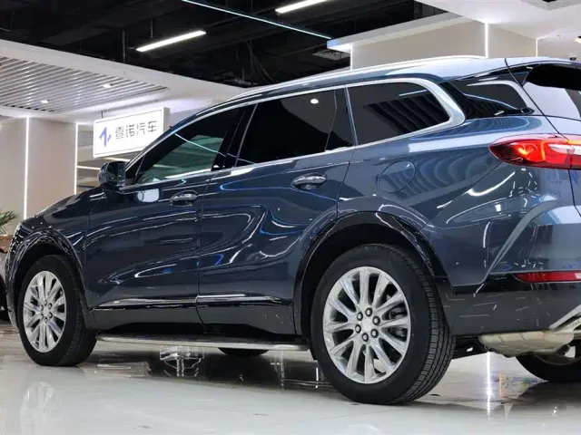 Buick Enclave — Фото автомобиля 12