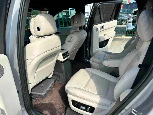 Li Auto L9 — Фото автомобиля 9