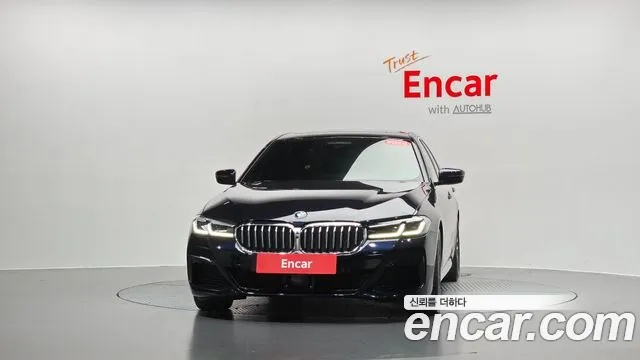 BMW 5 Series G30 — Фото автомобиля 3
