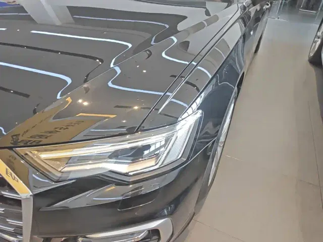 Audi A6L — Фото автомобиля 23