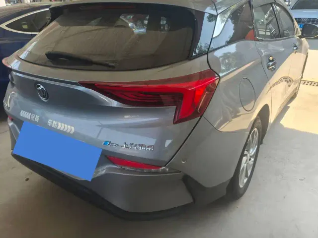 Buick Velite 6 — Фото автомобиля 15