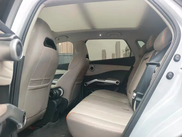 BYD Yuan PLUS — Фото автомобиля 6
