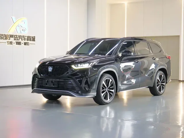 Фотография автомобиля — Toyota Crown Kluger