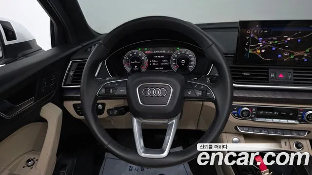 Audi Q5 45 TFSI quattro Premium — Фото автомобиля 11