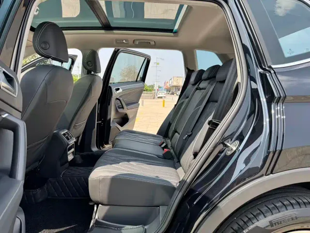 Volkswagen Tiguan L — Фото автомобиля 16