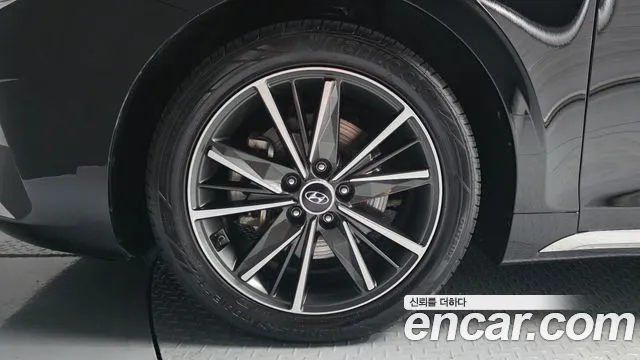 Hyundai Grandeur New — Фото автомобиля 5