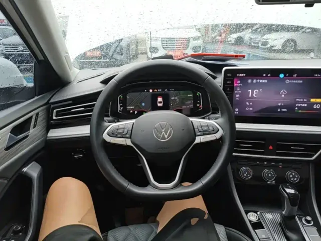 Volkswagen Sagitar — Фото автомобиля 10