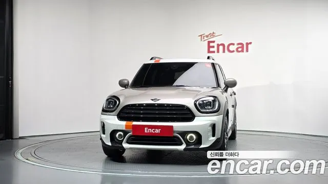 MINI Countryman — Фото автомобиля 3