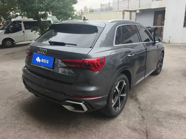 Audi Q3 — Фото автомобиля 3
