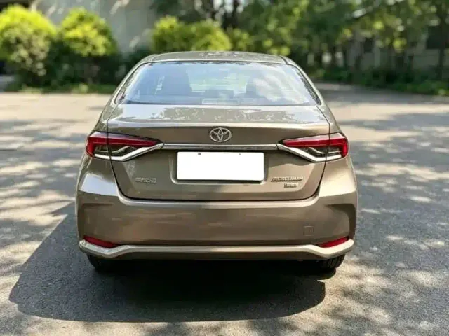 Toyota Corolla — Фото автомобиля 7