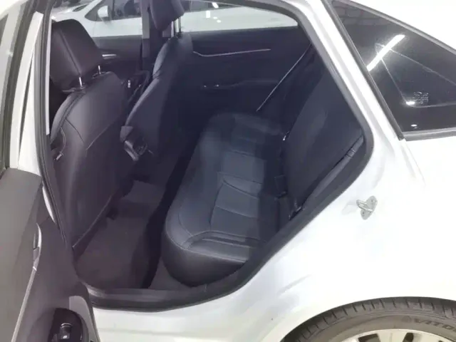 Buick Excelle — Фото автомобиля 16
